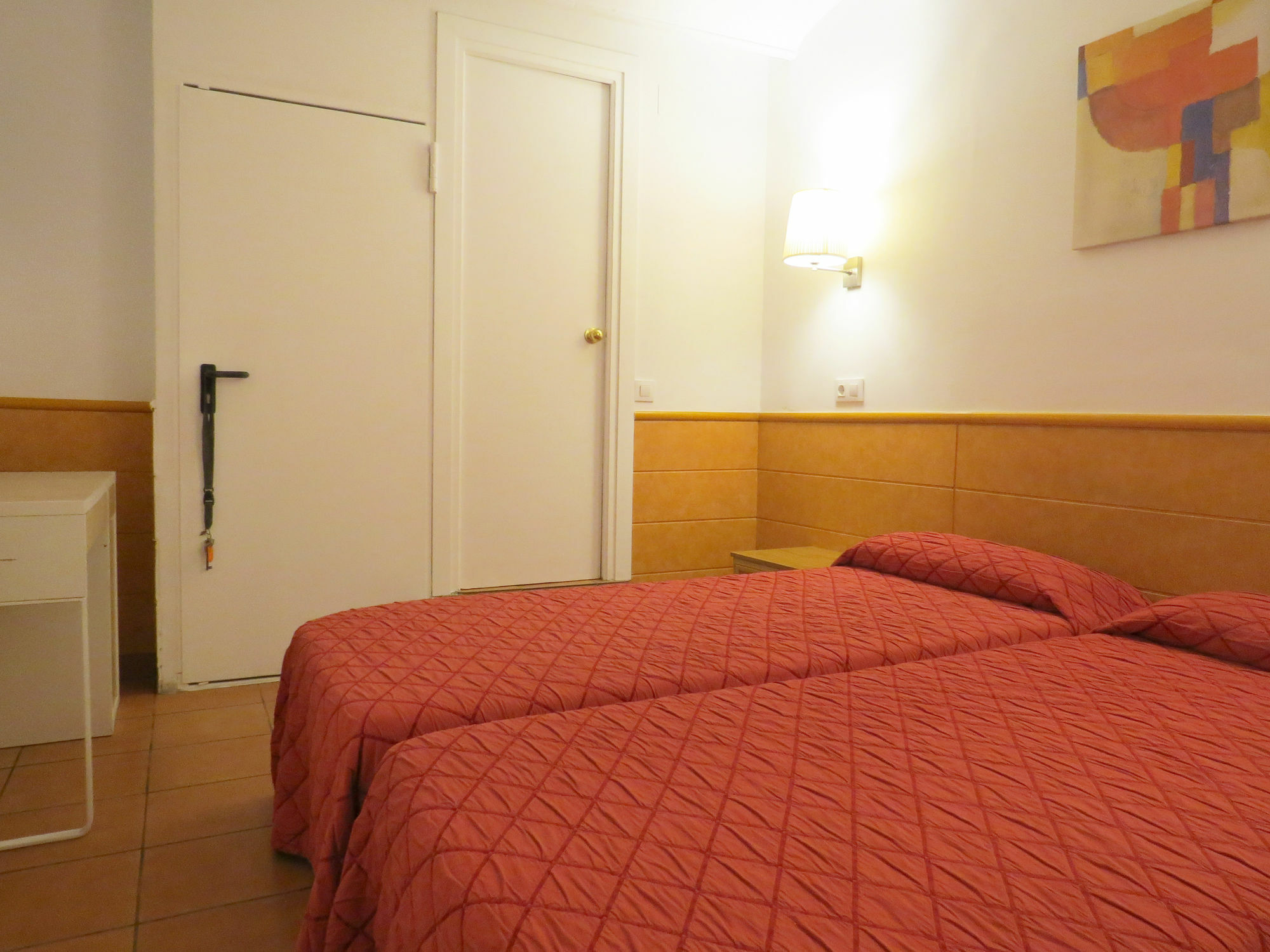 Barcelona City Rooms ภายนอก รูปภาพ